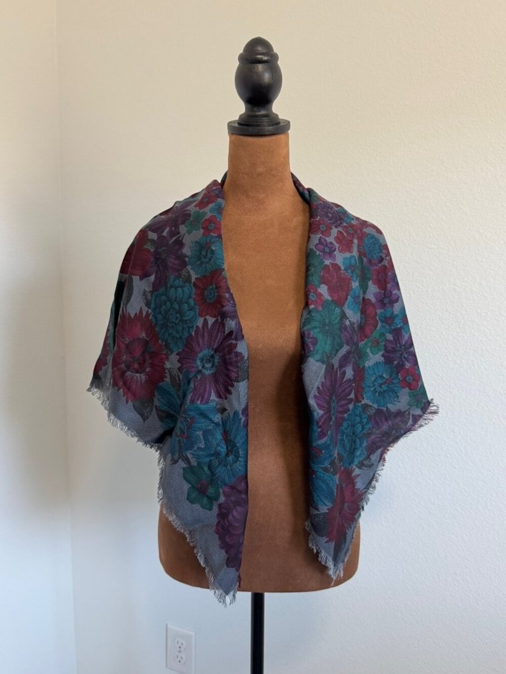JH Collectibles Made in USA Wool Blend Raw Hem Floral 38.5'x38.5" Square Scarf.